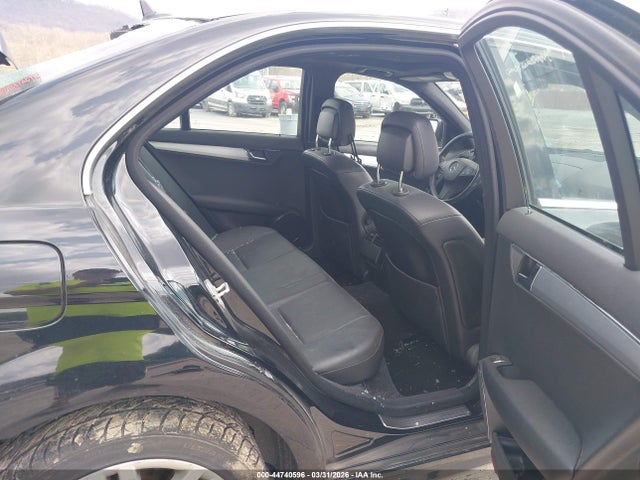 Продаж на аукціоні авто 2008 Mercedes-benz C 300 4matic, vin: WDDGF81X58F107213, номер лоту: 44740596