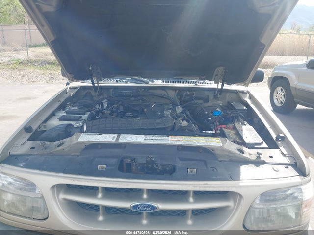 44740608 :رقم المزاد ، 1FMZU72X7YUB73609 vin ، 2000 Ford Explorer Xls مزاد بيع