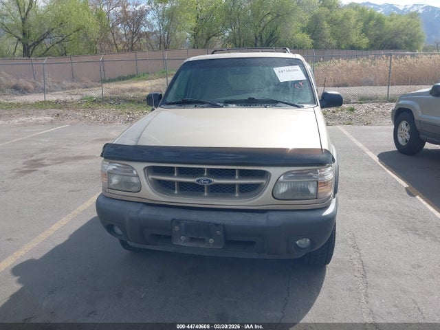 44740608 :رقم المزاد ، 1FMZU72X7YUB73609 vin ، 2000 Ford Explorer Xls مزاد بيع