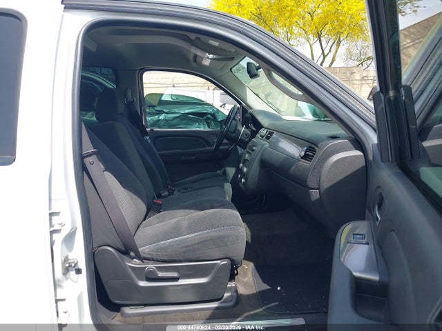 2007 Chevrolet Suburban 1500 Ls მანქანა იყიდება აუქციონზე, vin: 3GNFC16057G199123, აუქციონის ნომერი: 44740624