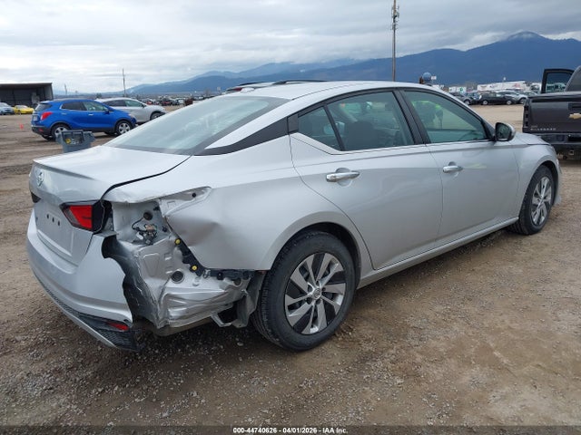 1N4BL4BVXLC245848 Nissan Altima S Fwd
