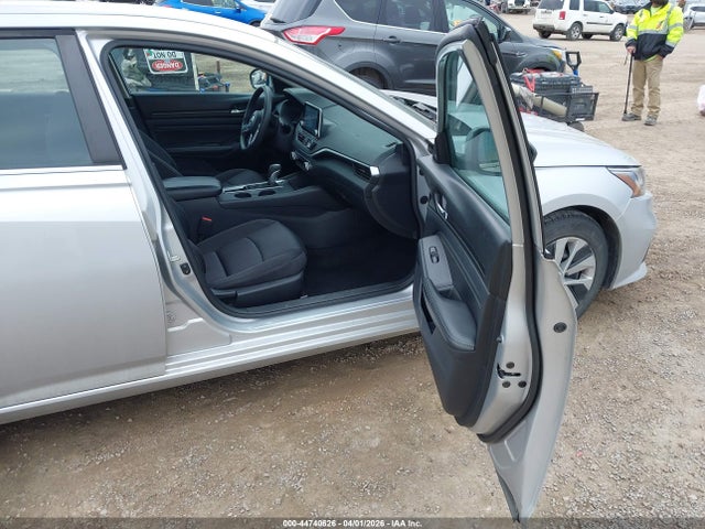 1N4BL4BVXLC245848 Nissan Altima S Fwd