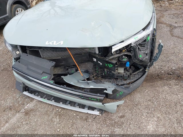 Продажа на аукционе авто 2025 Kia K4 Ex, vin: 3KPFU4DE9SE229606, номер лота: 44740676