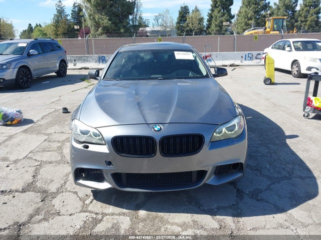 2013 Bmw 535i მანქანა იყიდება აუქციონზე, vin: WBAFR7C58DC822028, აუქციონის ნომერი: 44740681