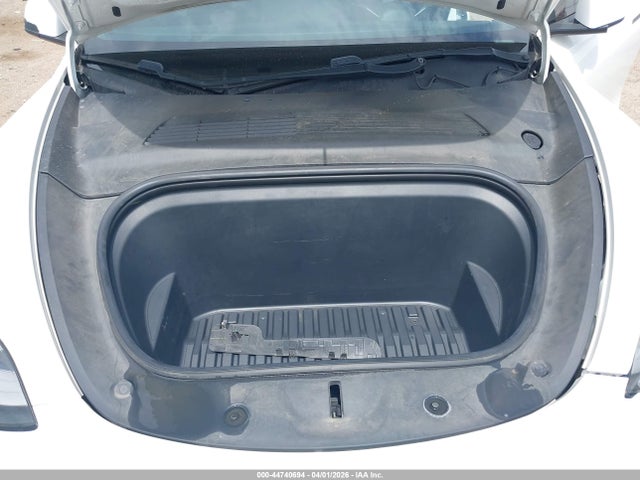 2020 TESLA MODEL Y 5YJYGDEEXLF043616 Photo 9