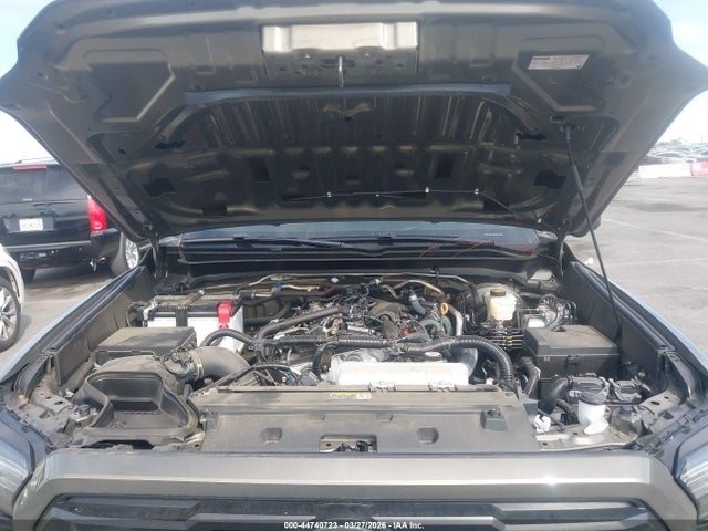 44740723 :رقم المزاد ، 3TMKB5FN3SM028992 vin ، 2025 Toyota Tacoma Trd Sport مزاد بيع