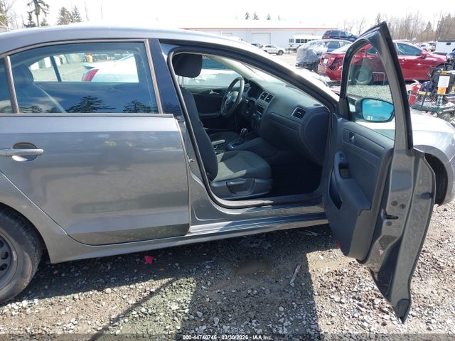 44740746 :رقم المزاد ، 3VW2K7AJ5CM383998 vin ، 2012 Volkswagen Jetta 2.0l S مزاد بيع