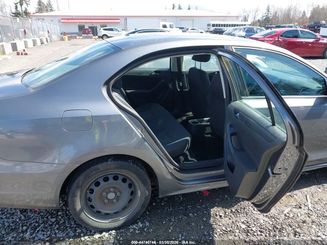 44740746 :رقم المزاد ، 3VW2K7AJ5CM383998 vin ، 2012 Volkswagen Jetta 2.0l S مزاد بيع