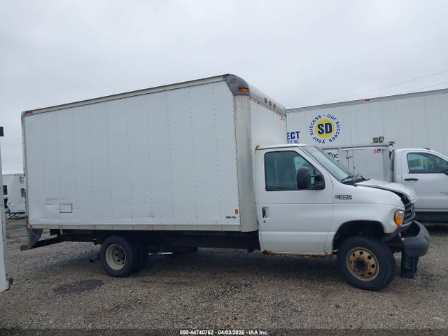 44740762 :رقم المزاد ، 1FDWE35L05HA78203 vin ، 2005 Ford E-350 Cutaway Standard مزاد بيع