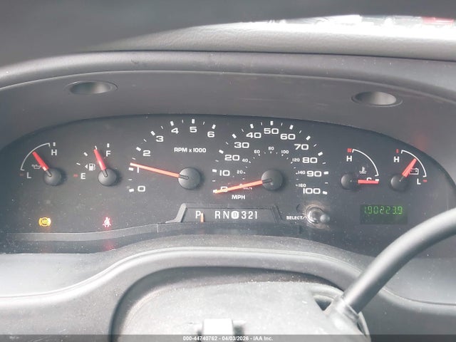 44740762 :رقم المزاد ، 1FDWE35L05HA78203 vin ، 2005 Ford E-350 Cutaway Standard مزاد بيع