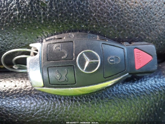 Продаж на аукціоні авто 2015 Mercedes-benz C 300 4matic, vin: 55SWF4KB8FU026322, номер лоту: 44740777