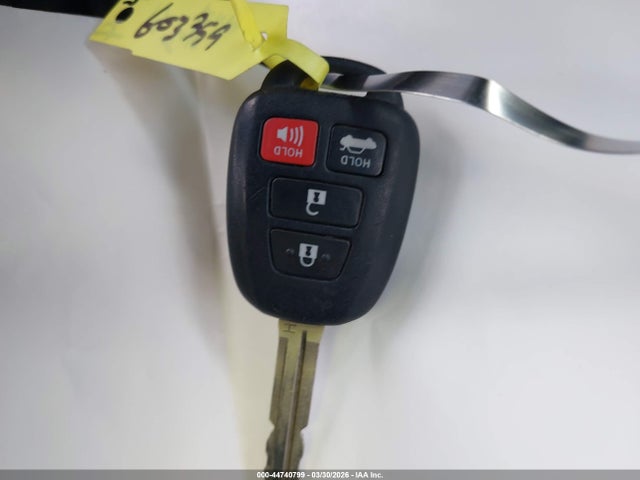 44740799 :رقم المزاد ، 5YFBURHE3FP202735 vin ، 2015 Toyota Corolla S مزاد بيع
