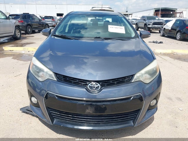 44740799 :رقم المزاد ، 5YFBURHE3FP202735 vin ، 2015 Toyota Corolla S مزاد بيع