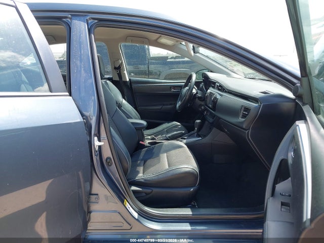 44740799 :رقم المزاد ، 5YFBURHE3FP202735 vin ، 2015 Toyota Corolla S مزاد بيع
