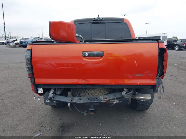 Toyota Tacoma Trd Pro 2015 5TFLU4EN5FX114041 Image 17