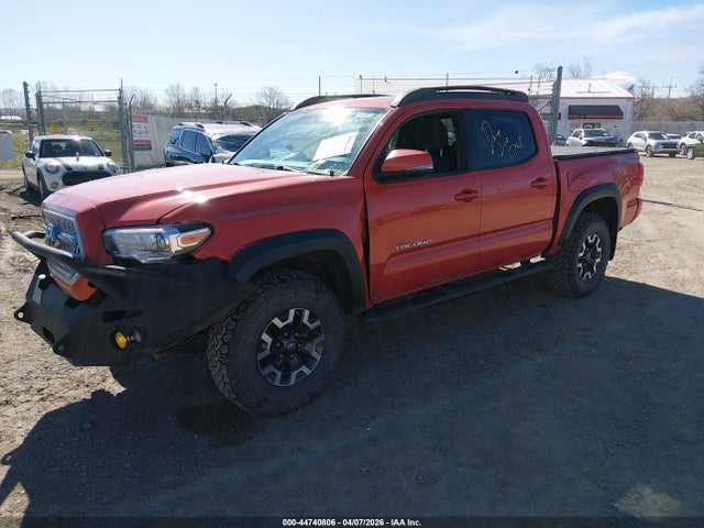 Aukcja sprzedaży 2016 Toyota Tacoma Trd Off Road, vin: 5TFCZ5AN4GX010901, numer aukcji: 44740806