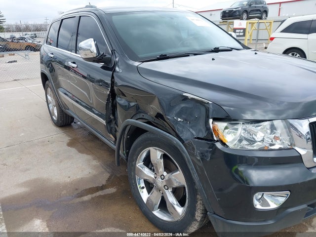 44740822 :رقم المزاد ، 1J4RR4GG5BC587153 vin ، 2011 Jeep Grand Cherokee Laredo مزاد بيع