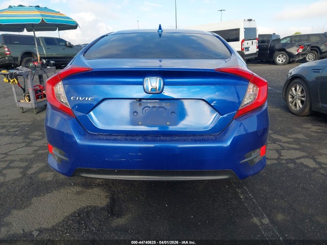Honda CIVIC EX 2018 2HGFC2F75JH554098 Image 16