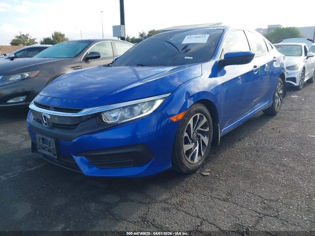Honda CIVIC EX 2018 2HGFC2F75JH554098 Image 2
