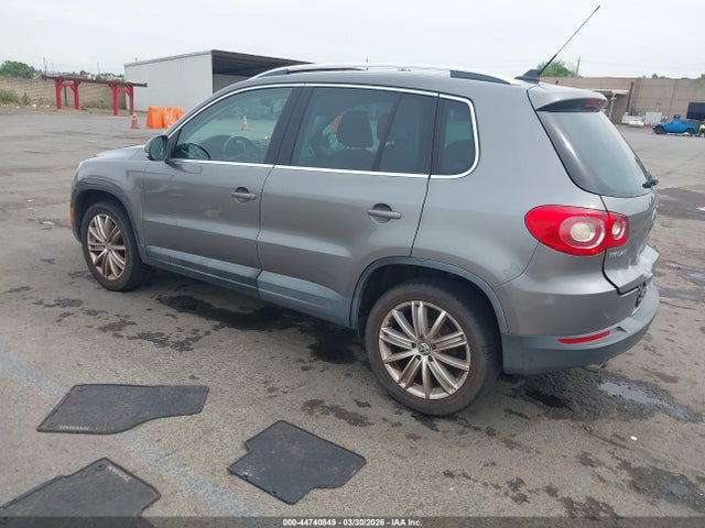 Продажа на аукционе авто 2009 Volkswagen Tiguan Sel, vin: WVGBV75N49W539444, номер лота: 44740849