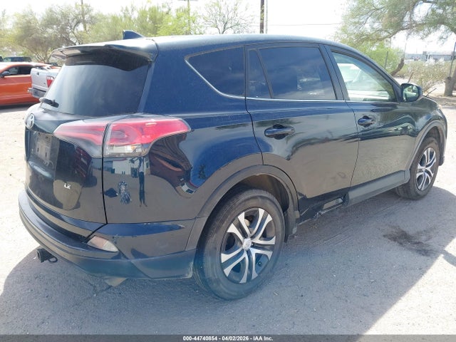 JTMZFREV0JJ164150 Toyota RAV4 LE