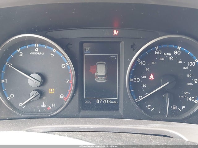 JTMZFREV0JJ164150 Toyota RAV4 LE