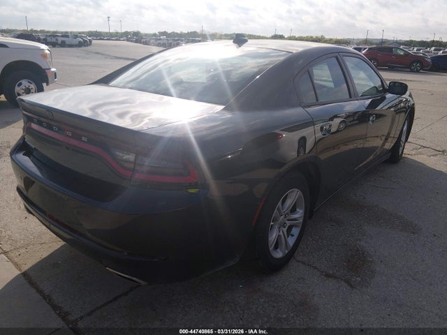 2C3CDXBG5PH663241 Dodge Charger Sxt