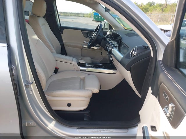 44740872 :رقم المزاد ، W1N4M4GB8MW092202 vin ، 2021 Mercedes-benz Glb 250 مزاد بيع