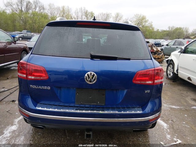 44740888 :رقم المزاد ، WVGRF7BP4HD005937 vin ، 2017 Volkswagen Touareg V6 Wolfsburg Edition مزاد بيع