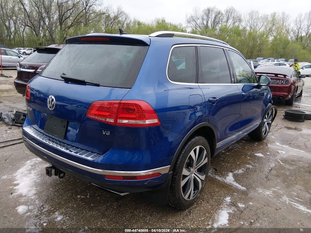 44740888 :رقم المزاد ، WVGRF7BP4HD005937 vin ، 2017 Volkswagen Touareg V6 Wolfsburg Edition مزاد بيع