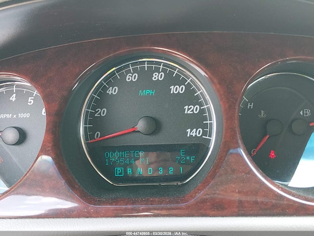 44740905 :رقم المزاد ، 1G4HD57228U181419 vin ، 2008 Buick Lucerne Cxl مزاد بيع