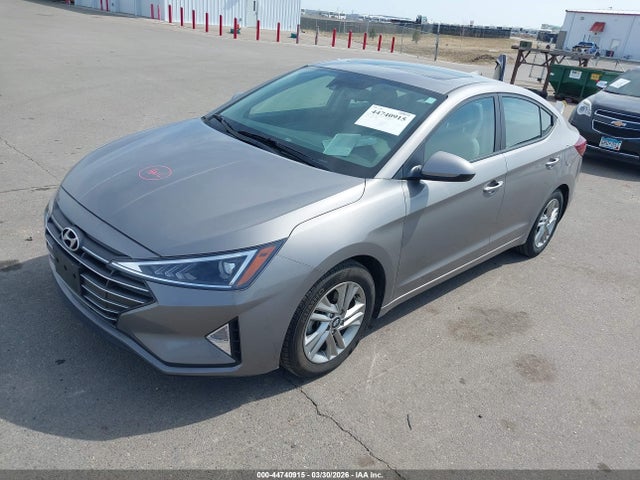 2020 Hyundai Elantra Value Edition მანქანა იყიდება აუქციონზე, vin: KMHD84LF3LU099388, აუქციონის ნომერი: 44740915
