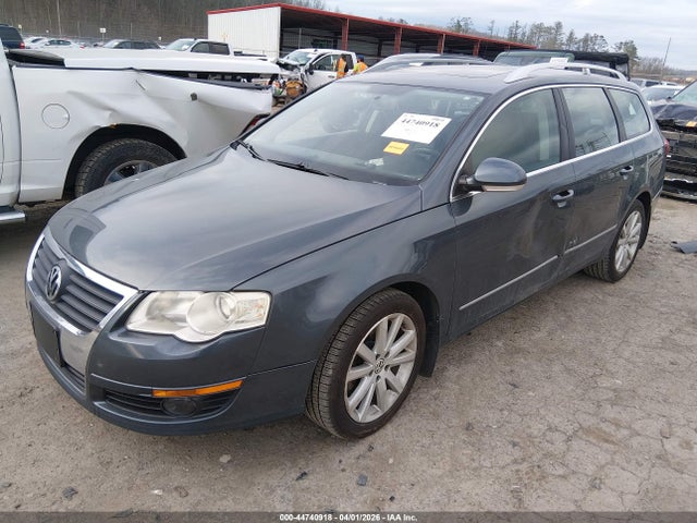 44740918 :رقم المزاد ، WVWXK7AN0AE160802 vin ، 2010 Volkswagen Passat Komfort مزاد بيع