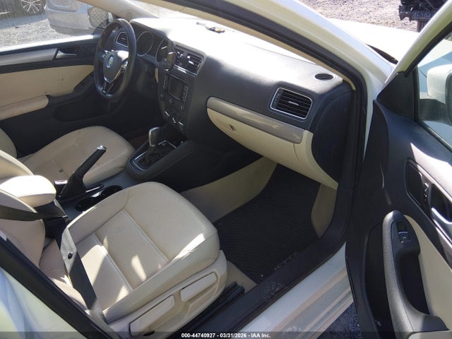 Продаж на аукціоні авто 2015 Volkswagen Jetta 1.8t Se, vin: 3VWD17AJ7FM356124, номер лоту: 44740927