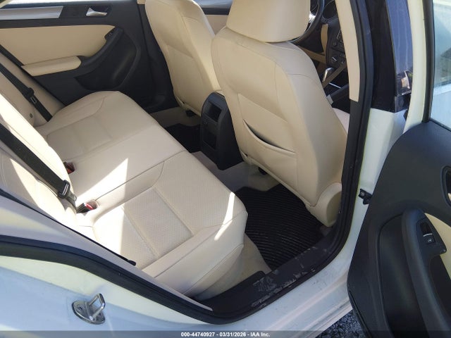 Продаж на аукціоні авто 2015 Volkswagen Jetta 1.8t Se, vin: 3VWD17AJ7FM356124, номер лоту: 44740927