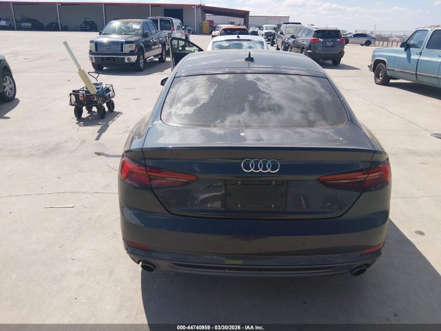 Продажа на аукционе авто 2019 Audi A5 45 Premium, vin: WAUENCF55KA008472, номер лота: 44740959