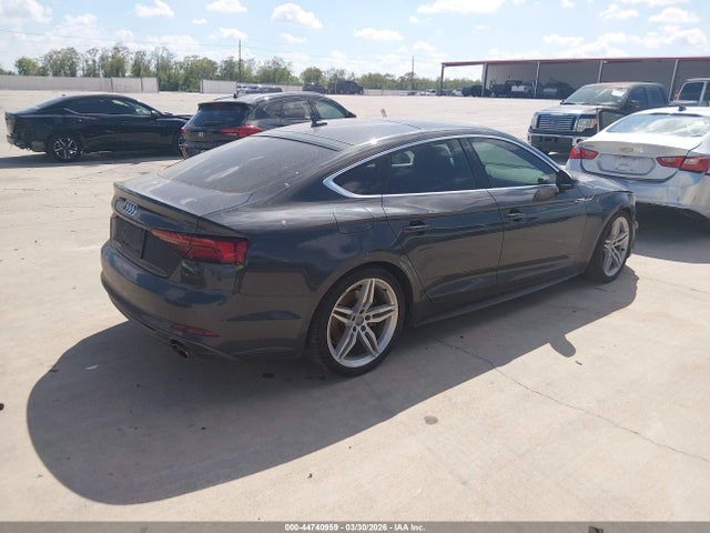 Продажа на аукционе авто 2019 Audi A5 45 Premium, vin: WAUENCF55KA008472, номер лота: 44740959