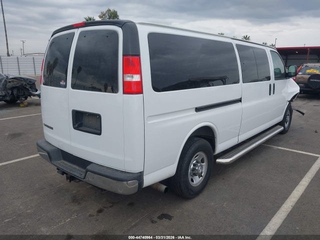 1GAZGPFGXH1340545 Chevrolet Express 3500 Lt