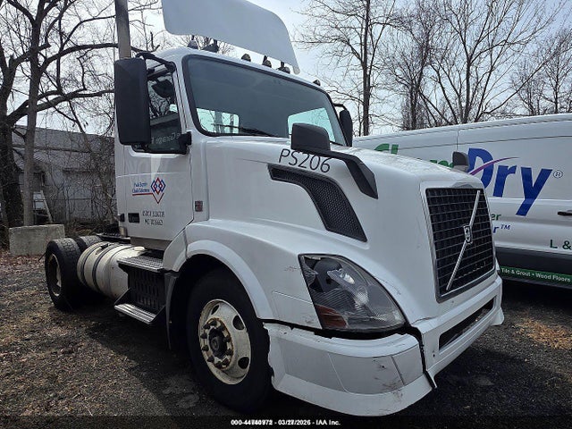 Auction sale of the 2016 Volvo Vn Vnl, vin: 4V4N19EG2GN947250, lot number: 44740972