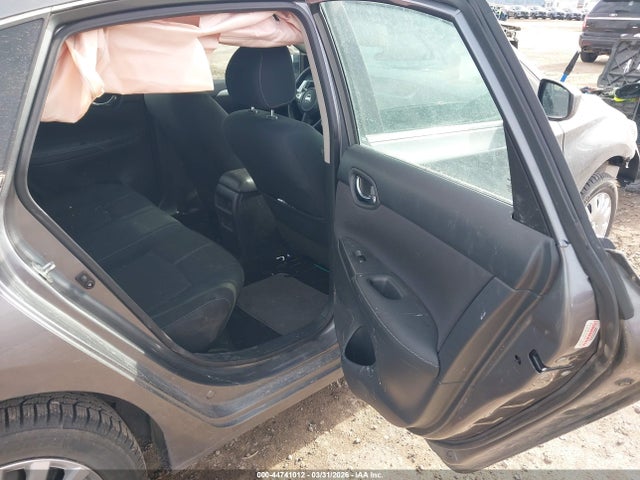 44741012 :رقم المزاد ، 3N1AB7AP2JY230751 vin ، 2018 Nissan Sentra S مزاد بيع