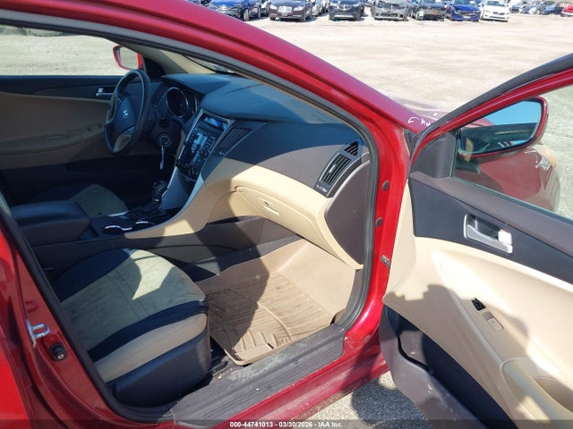 44741013 :رقم المزاد ، 5NPEB4AC7BH084307 vin ، 2011 Hyundai Sonata Gls مزاد بيع