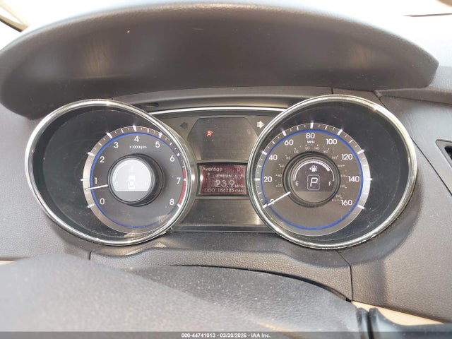 44741013 :رقم المزاد ، 5NPEB4AC7BH084307 vin ، 2011 Hyundai Sonata Gls مزاد بيع