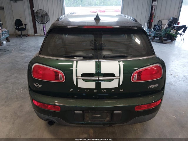 Mini Clubman Cooper 2017 WMWLN5C38H2E33406 Image 16