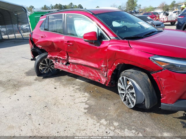 Toyota Corolla Cross Xle 2023 7MUDAABG1PV047503 Image 6