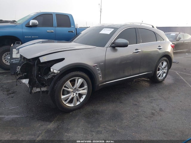 JN8CS1MU9FM380973 Infiniti QX70