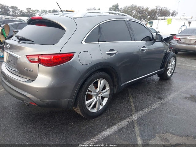 JN8CS1MU9FM380973 Infiniti QX70