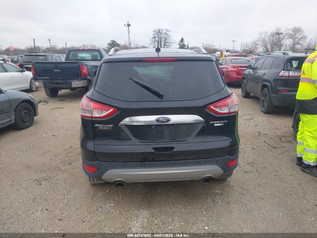 44741052 :رقم المزاد ، 1FMCU9JX8GUC21135 vin ، 2016 Ford Escape Titanium مزاد بيع