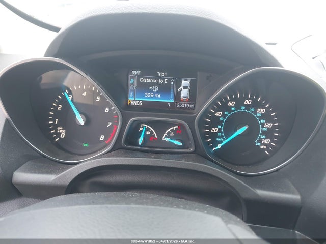 44741052 :رقم المزاد ، 1FMCU9JX8GUC21135 vin ، 2016 Ford Escape Titanium مزاد بيع