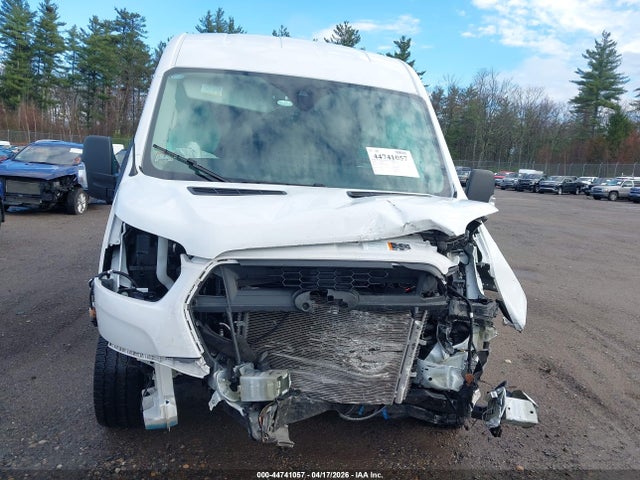 44741057 :رقم المزاد ، 1FTYE1C84RKB16010 vin ، 2024 Ford Transit-150 مزاد بيع