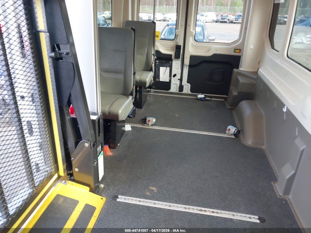 44741057 :رقم المزاد ، 1FTYE1C84RKB16010 vin ، 2024 Ford Transit-150 مزاد بيع